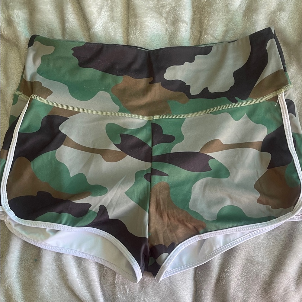 Camo Women's Shorts
